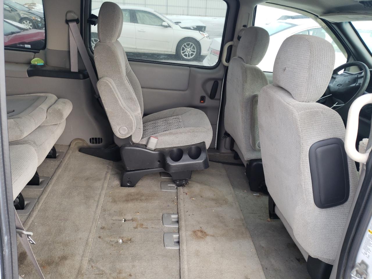 Photo 6 from auction – 2004 CHEVROLET VENTURE with VIN 1GNDX03E44D253008