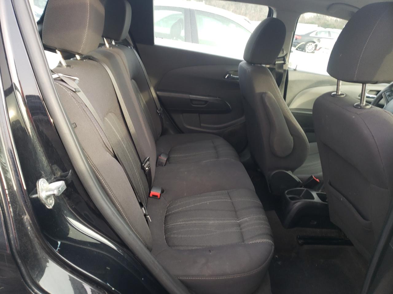 Photo 6 from auction – 2014 CHEVROLET SONIC LT with VIN 1G1JC6SB8E4130940