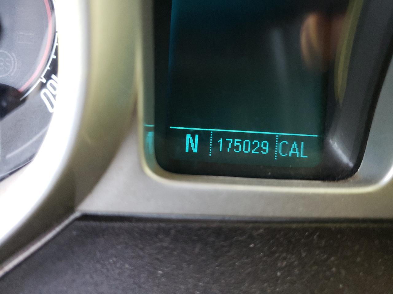 Photo 8 from auction – 2011 CHEVROLET CAMARO LT with VIN 2G1FB1ED7B9148475