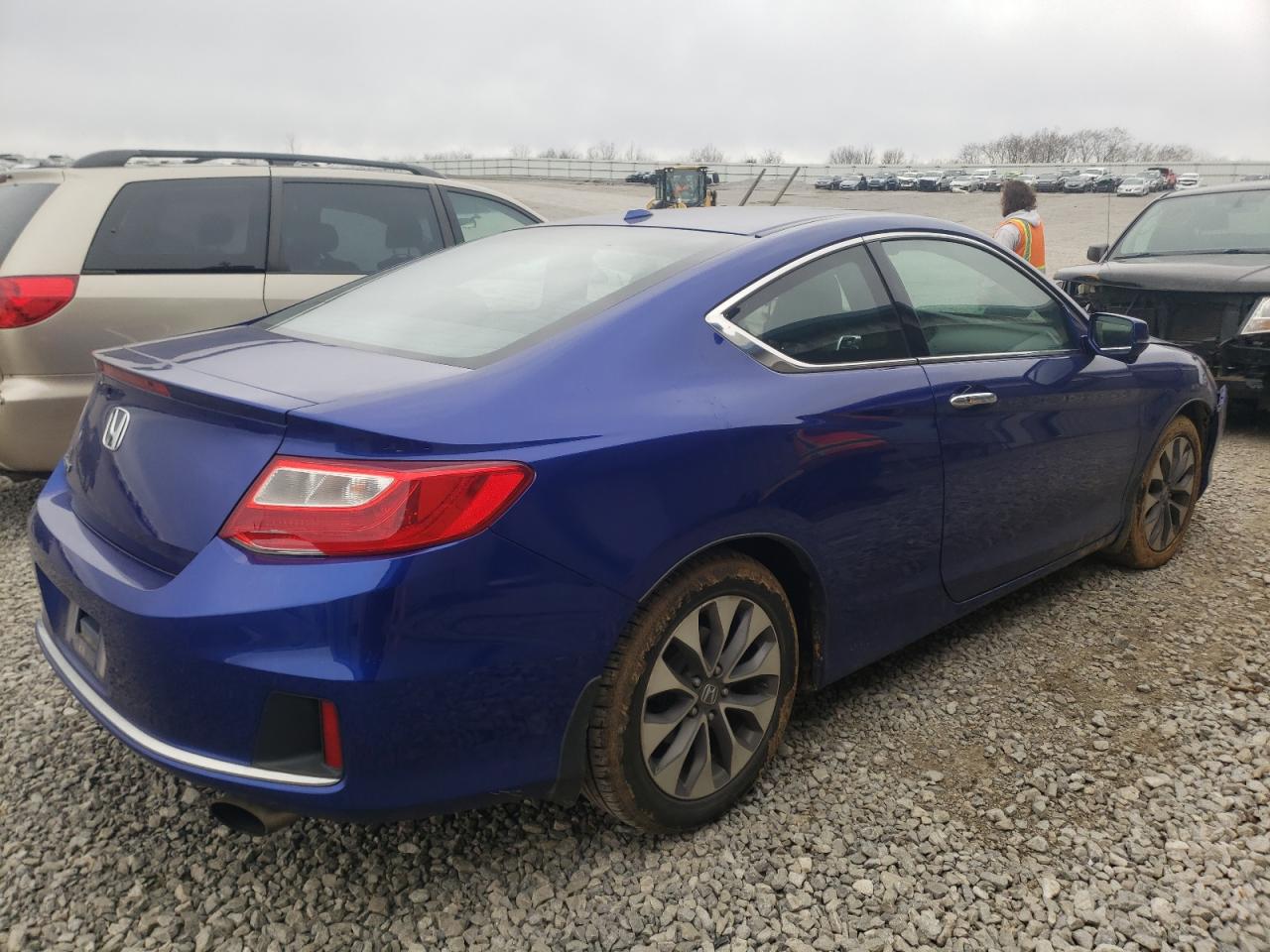 Photo 4 from auction – 2013 HONDA ACCORD EXL with VIN 1HGCT1B85DA009503