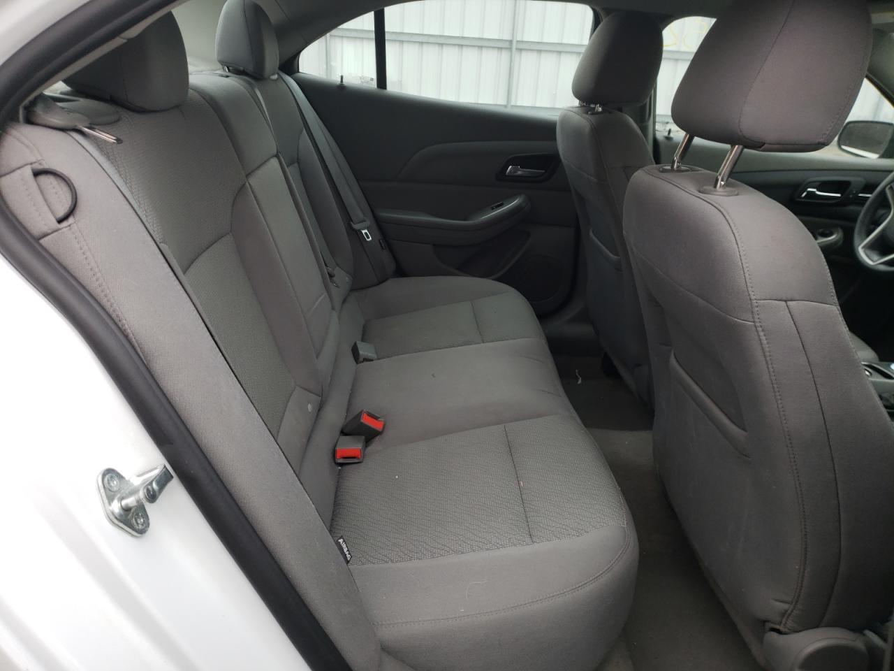 Photo 6 from auction – 2014 CHEVROLET MALIBU LS with VIN 1G11B5SL8EF104980