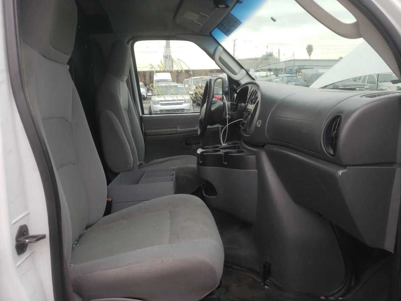 Photo 5 from auction – 2008 FORD ECONOLINE with VIN 1FTNE14W38DB02067