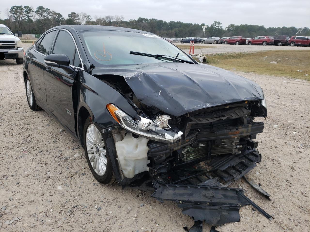 FORD FUSION SE 2013 with VIN 3FA6P0PUXDR373623 - Photo from auction