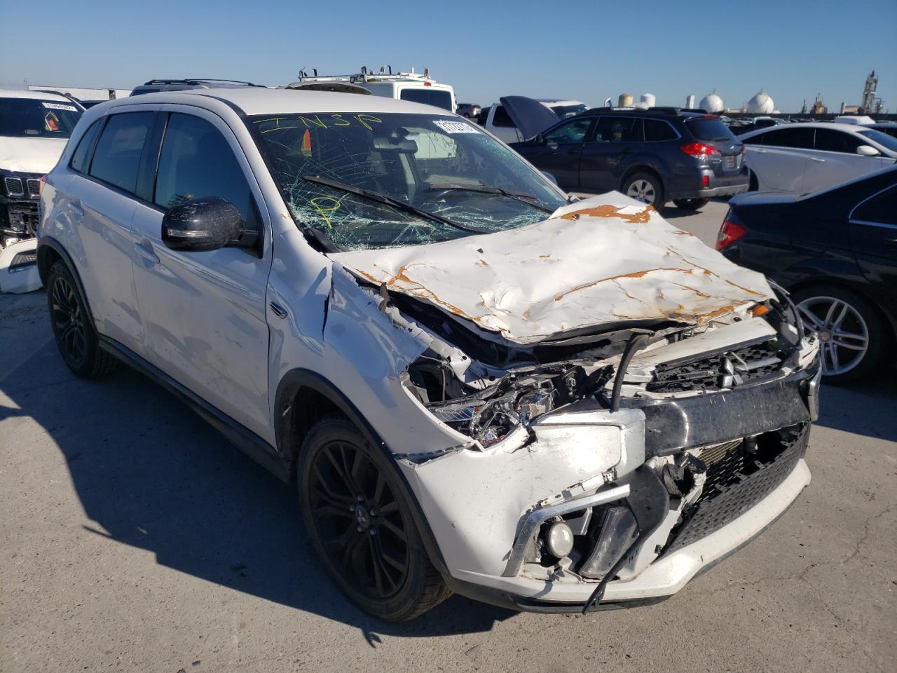 MITSUBISHI OUTLANDER 2018 with VIN JA4AP3AU6JU003511 - Photo from auction