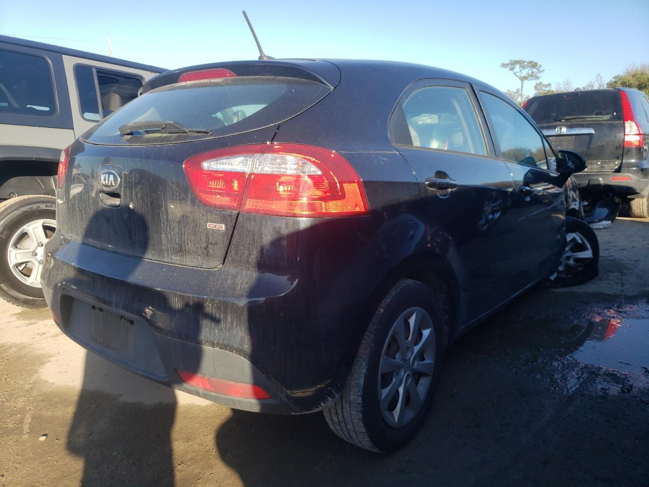 Photo 4 from auction – 2014 KIA RIO LX with VIN KNADM5A38E6401986