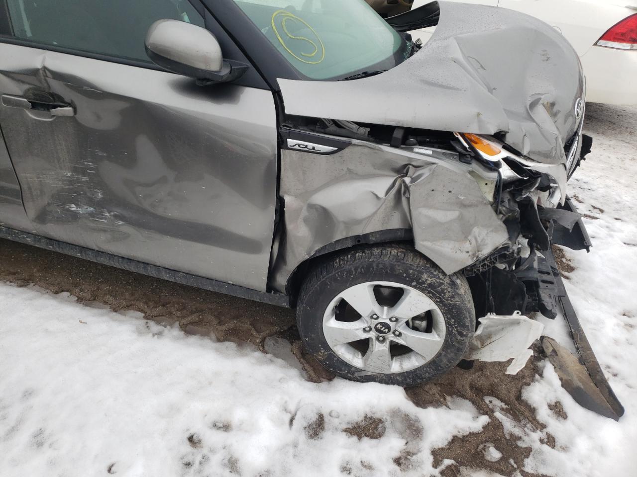 Photo 10 from auction – 2018 KIA SOUL with VIN KNDJN2A26J7574693