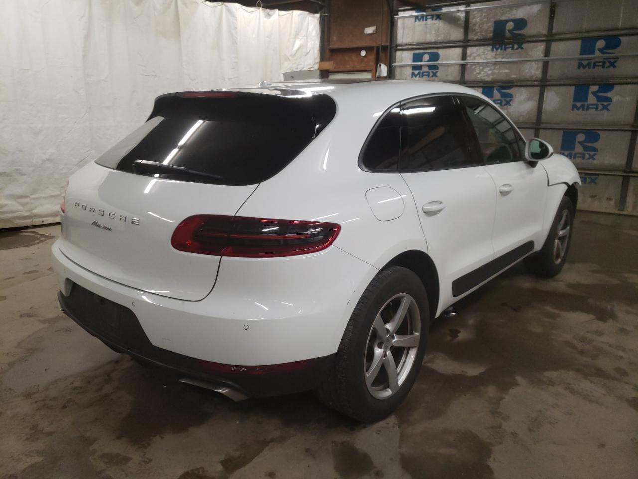 Photo 4 from auction – 2017 PORSCHE MACAN with VIN WP1AA2A56HLB04685