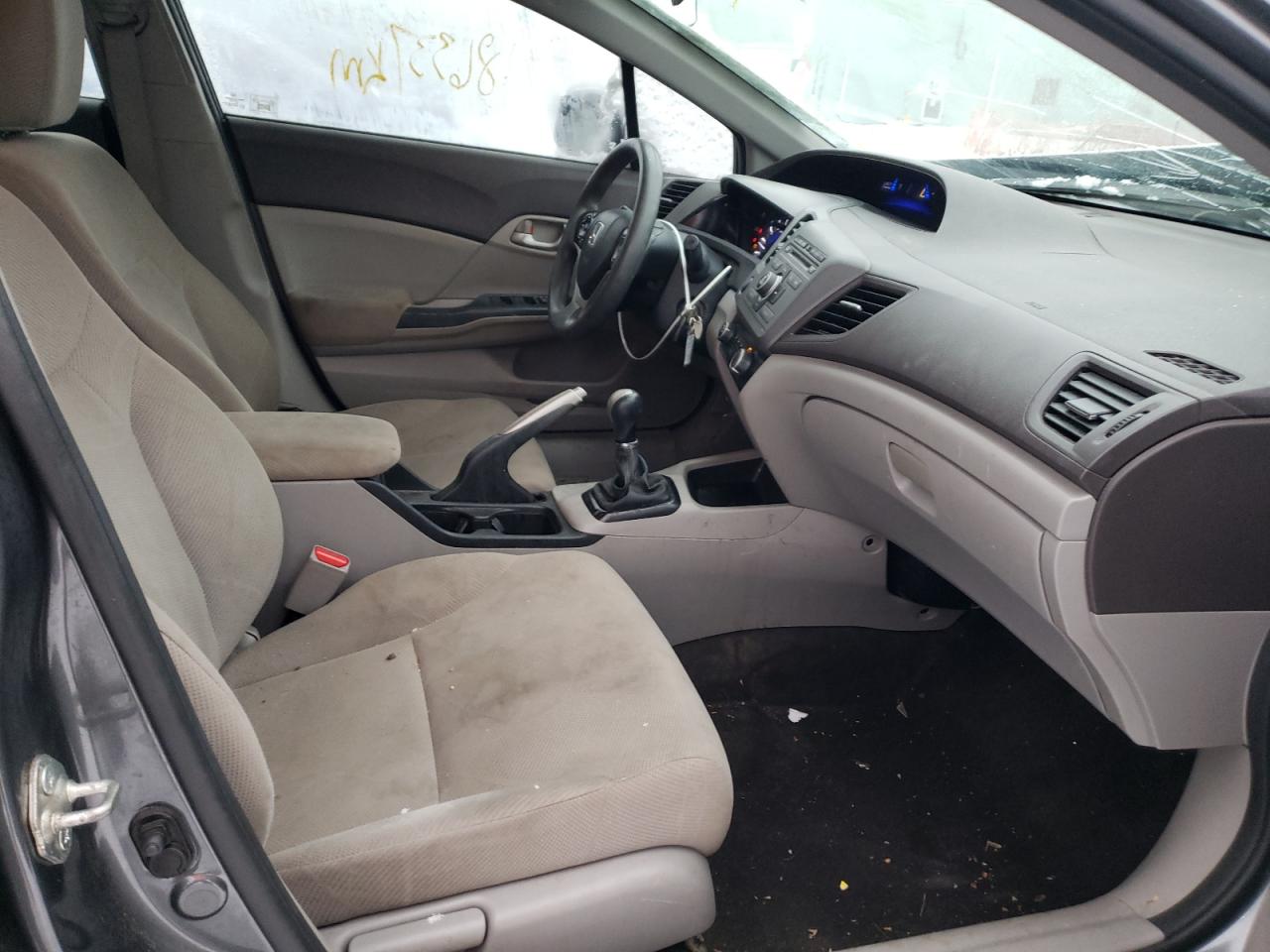 Фото 5 с аукциона – 2012 HONDA CIVIC LX с VIN 2HGFB2E49CH019093
