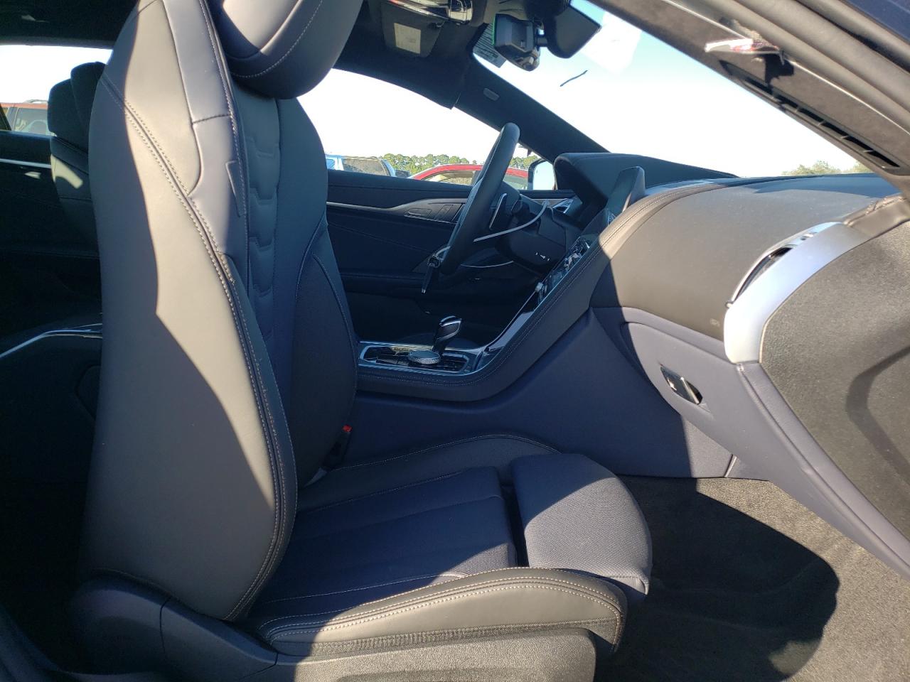 Photo 5 from auction – 2022 BMW 840I with VIN WBAGV2C01NCH89949