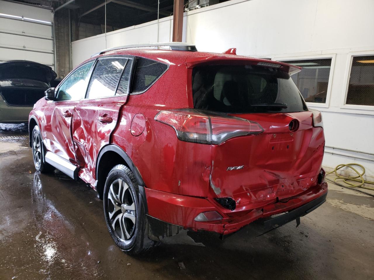 Photo 3 from auction – 2016 TOYOTA RAV4 LE with VIN 2T3BFREV7GW521481