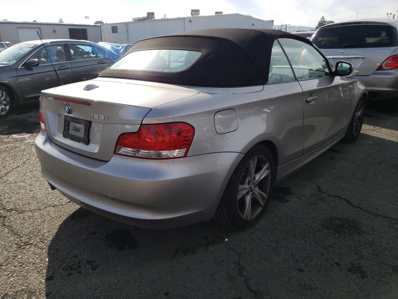 Photo 4 from auction – 2011 BMW 128 I with VIN WBAUN1C57BVH82819