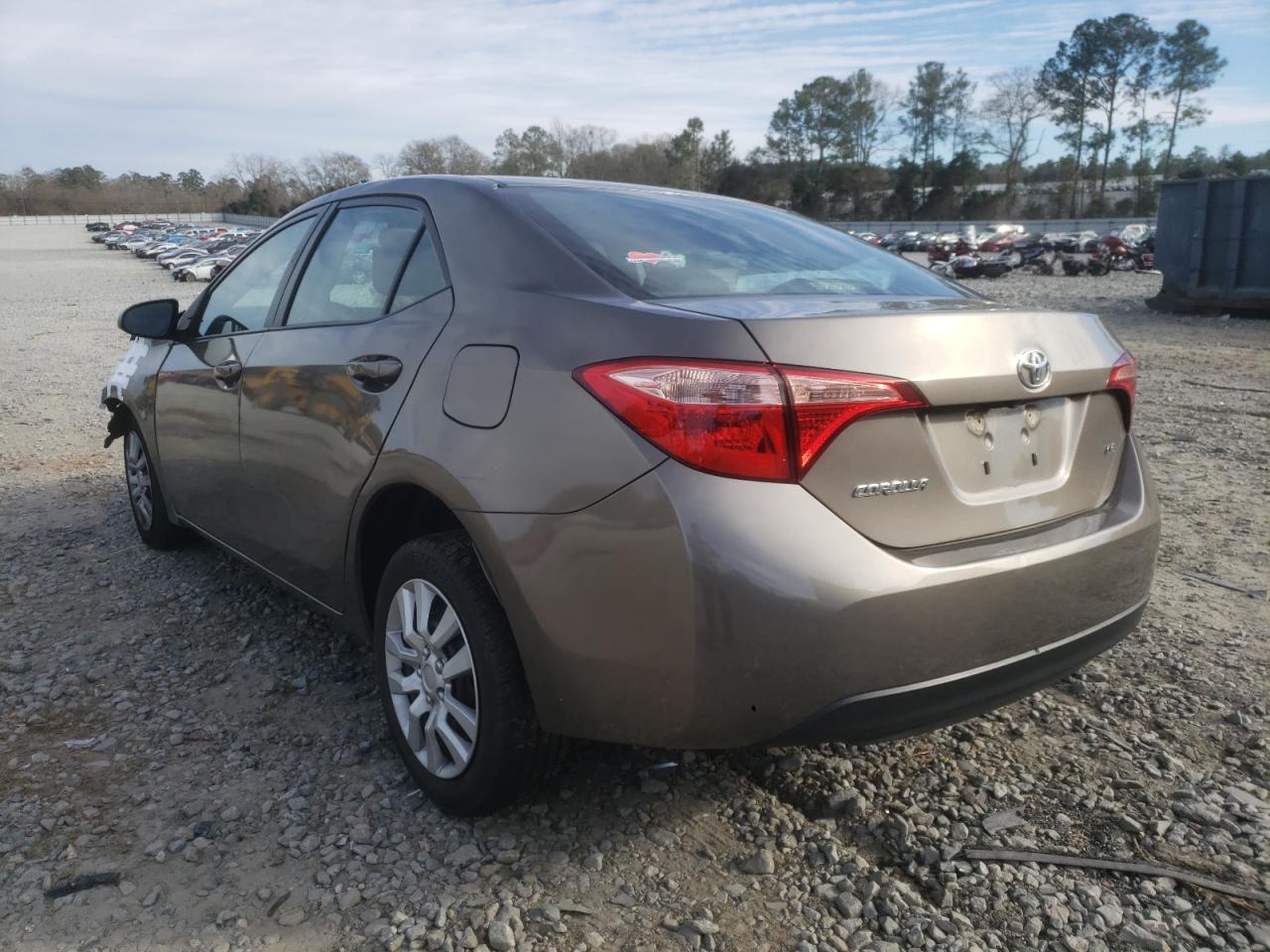 Photo 3 from auction – 2017 TOYOTA COROLLA L with VIN 2T1BURHE3HC924905