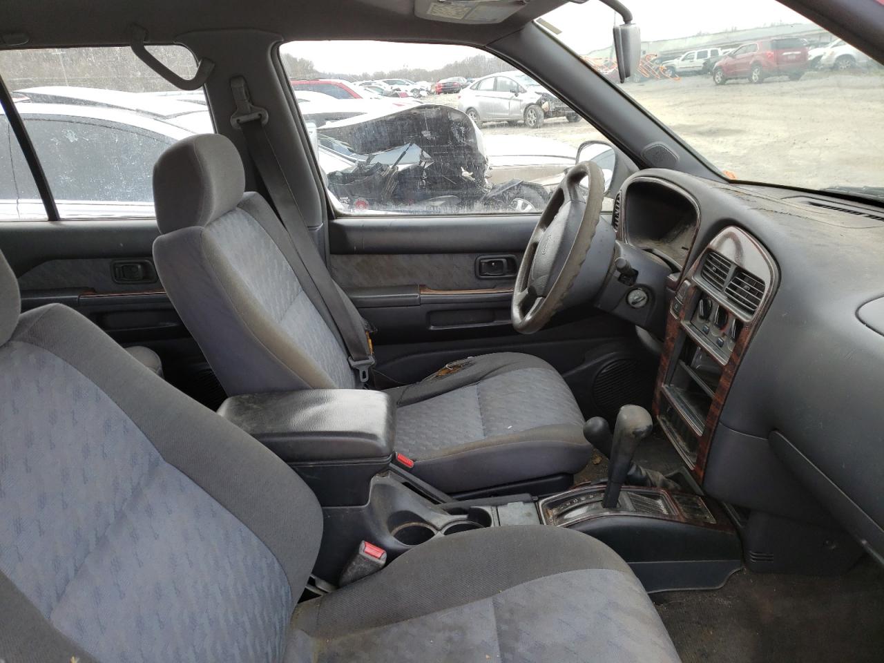 Photo 5 from auction – 1996 NISSAN PATHFINDER with VIN JN8AR05YXTW036390