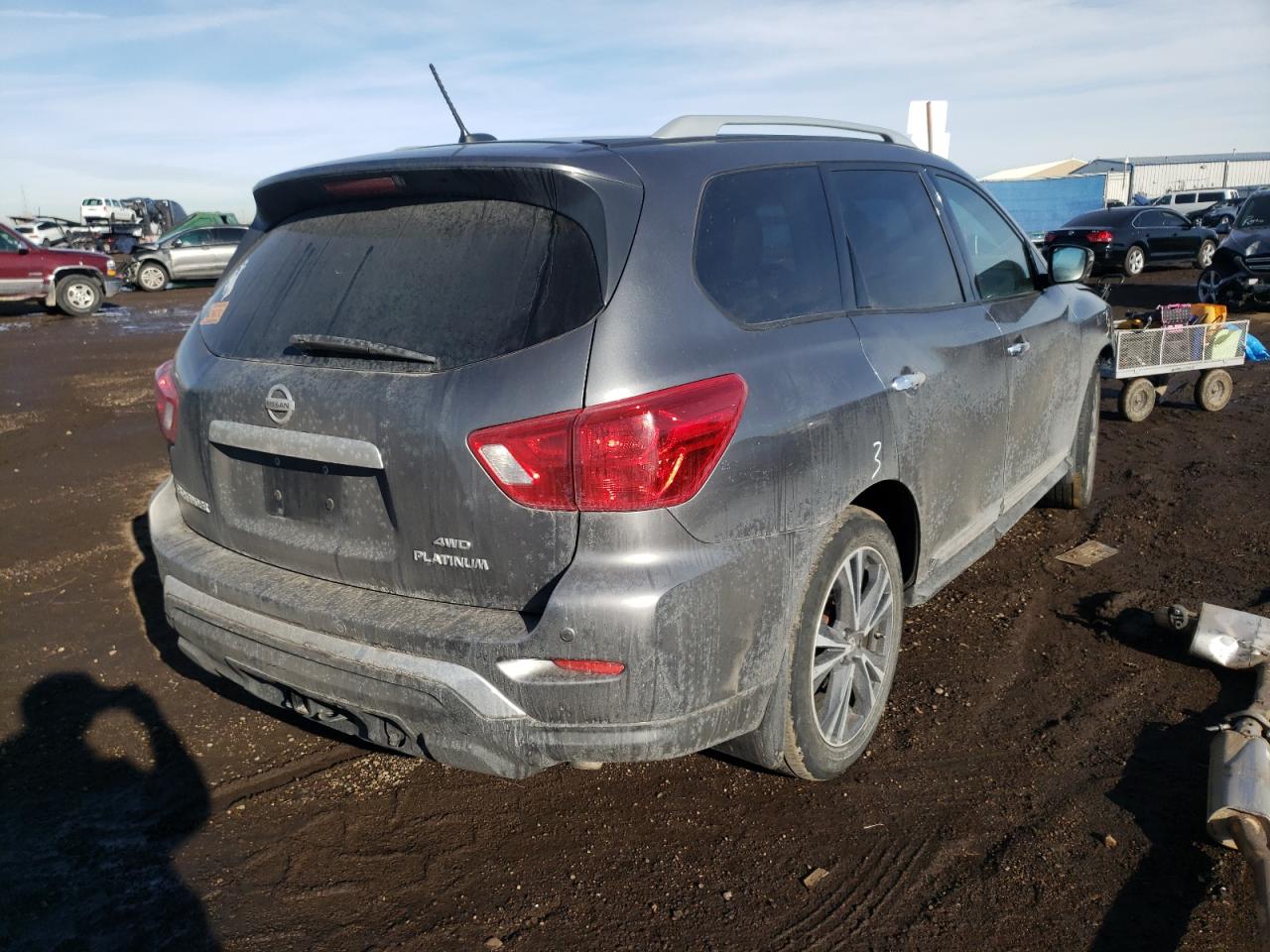 Photo 4 from auction – 2018 NISSAN PATHFINDER with VIN 5N1DR2MM7JC634160