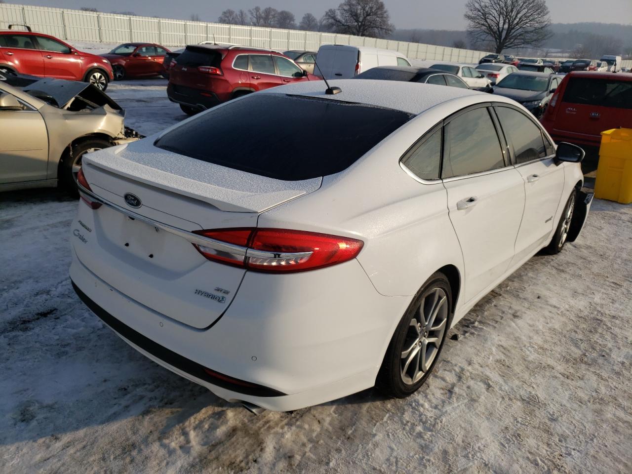 Photo 4 from auction – 2017 FORD FUSION SE with VIN 3FA6P0LU7HR145512