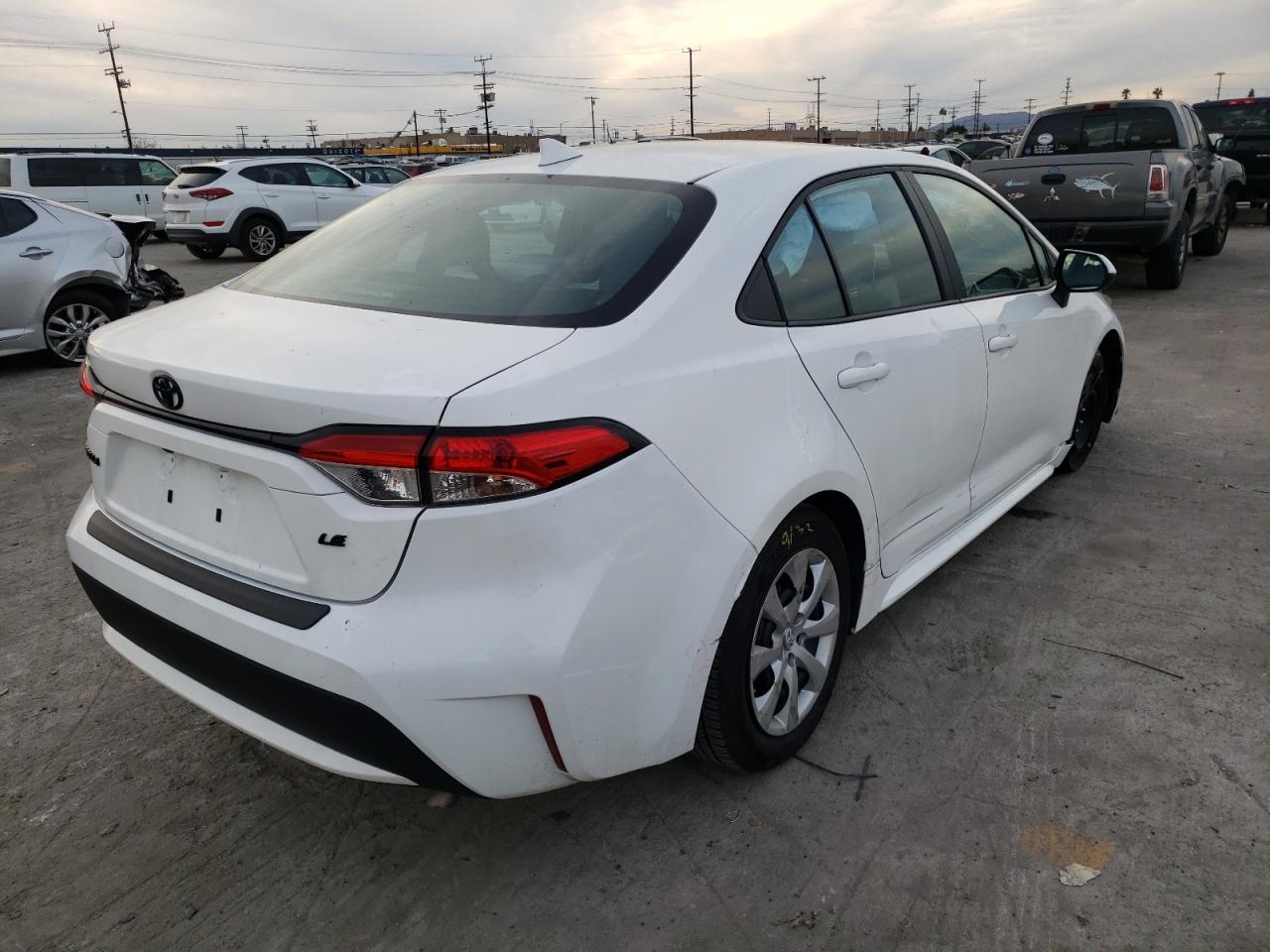 Photo 4 from auction – 2021 TOYOTA COROLLA LE with VIN 5YFEPMAE7MP235638