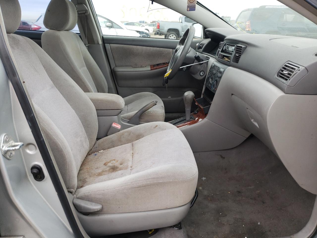 Photo 5 from auction – 2007 TOYOTA COROLLA CE with VIN 1NXBR32E17Z765600