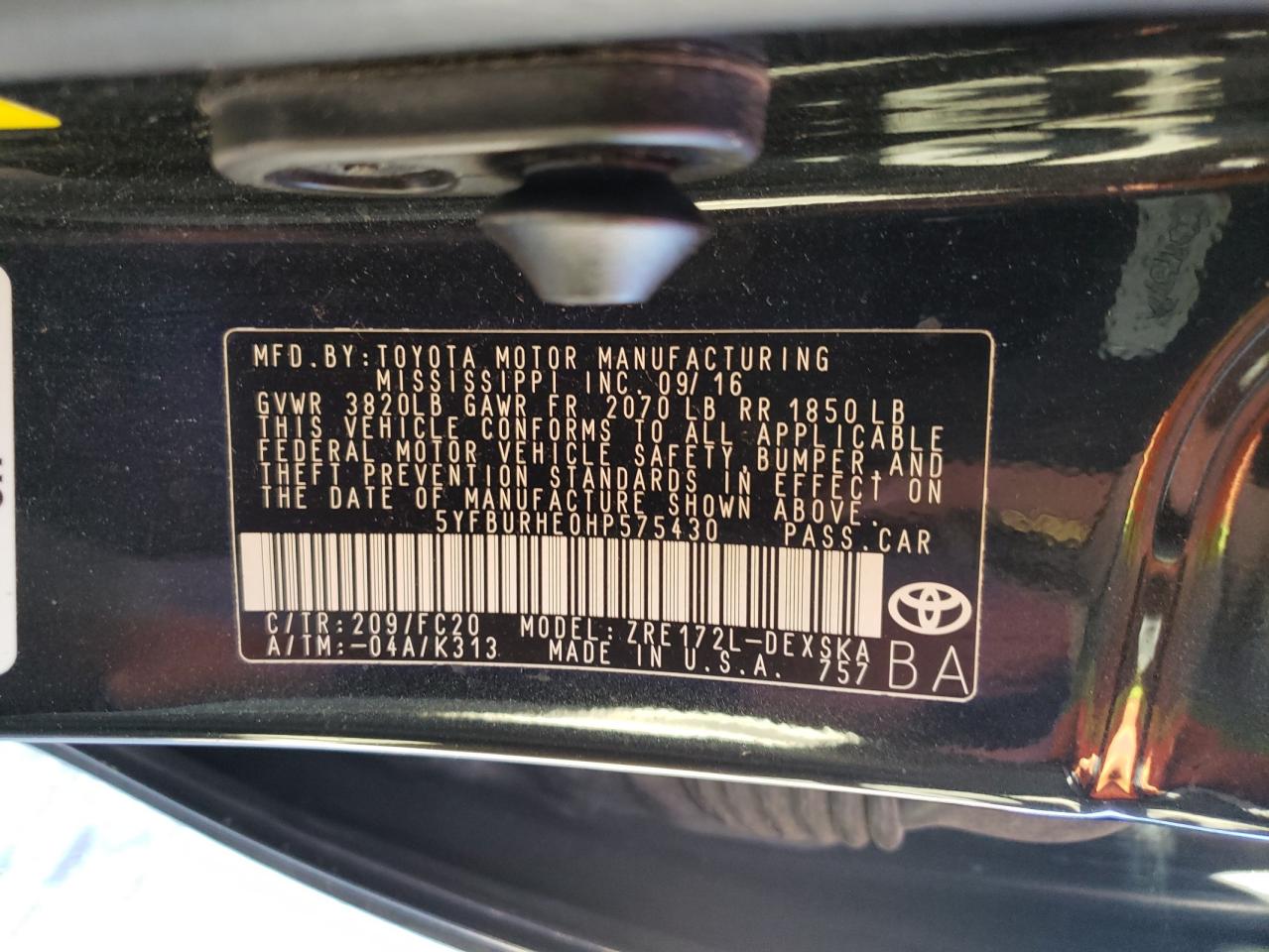Photo 10 from auction – 2017 TOYOTA COROLLA L with VIN 5YFBURHE0HP575430