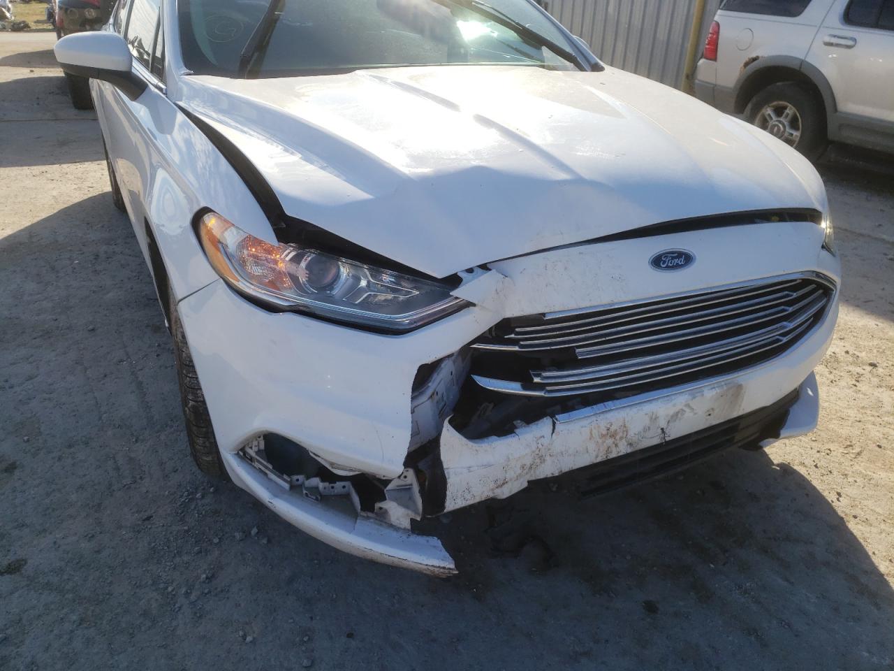 Photo 9 from auction – 2017 FORD FUSION S with VIN 3FA6P0G74HR144340