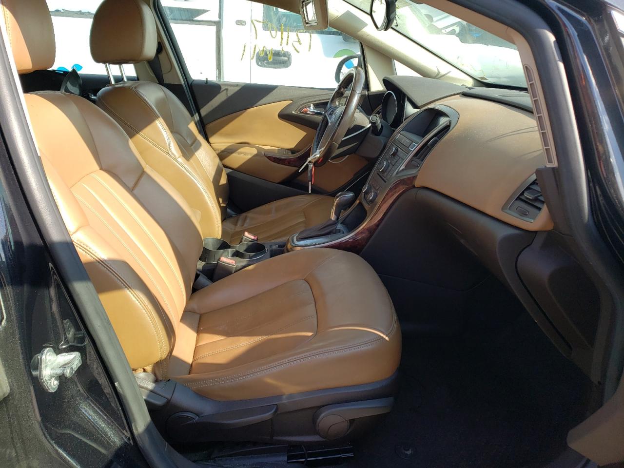 Photo 5 from auction – 2013 BUICK VERANO with VIN 1G4PS5SK9D4119163