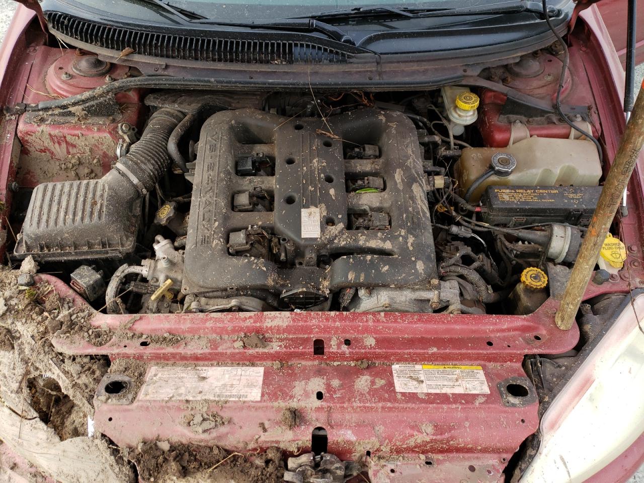Photo 7 from auction – 2003 DODGE INTREPID E with VIN 2B3HD56M53H512434