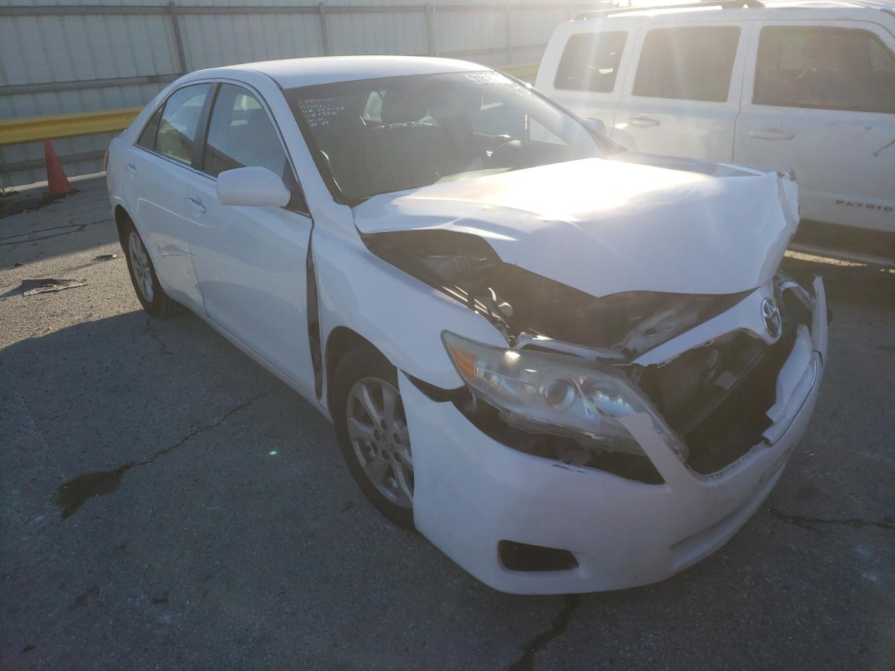 TOYOTA CAMRY BASE 2011 with VIN 4T1BF3EK8BU671930 - Photo from auction