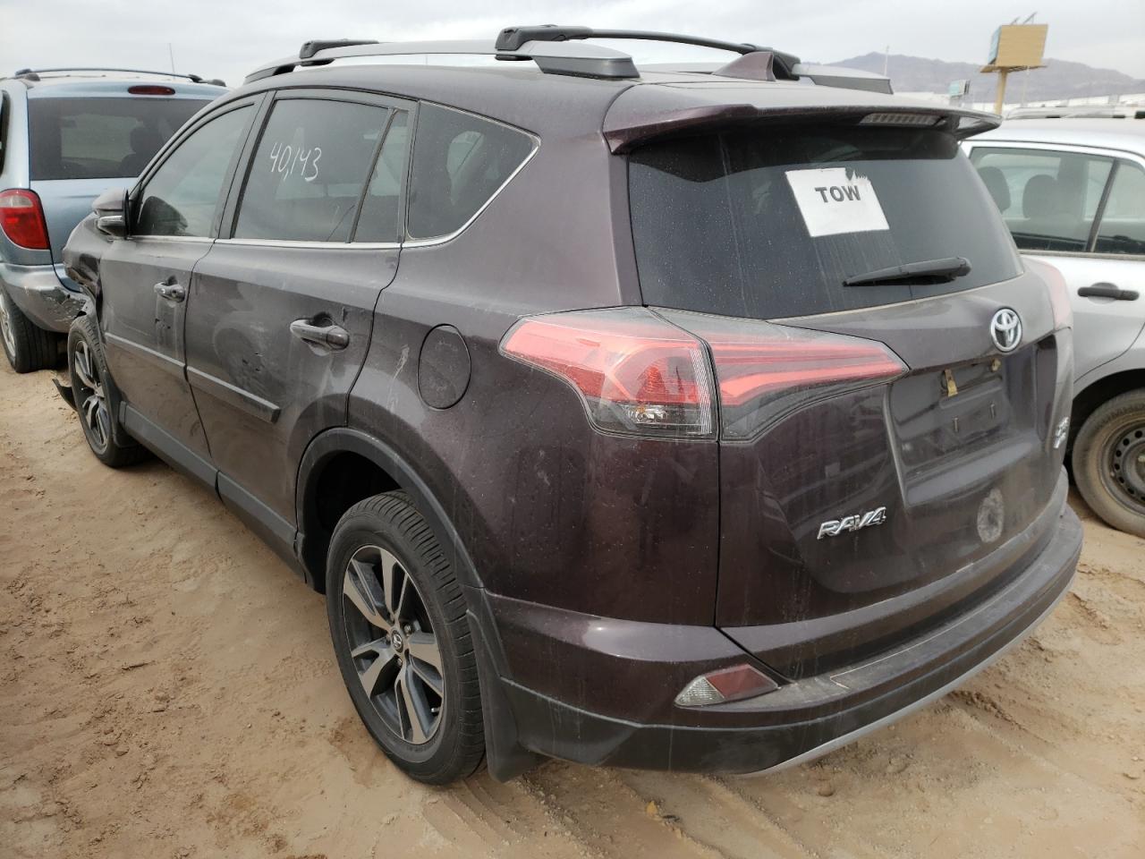 Photo 3 from auction – 2017 TOYOTA RAV4 XLE with VIN 2T3RFREV9HW667137