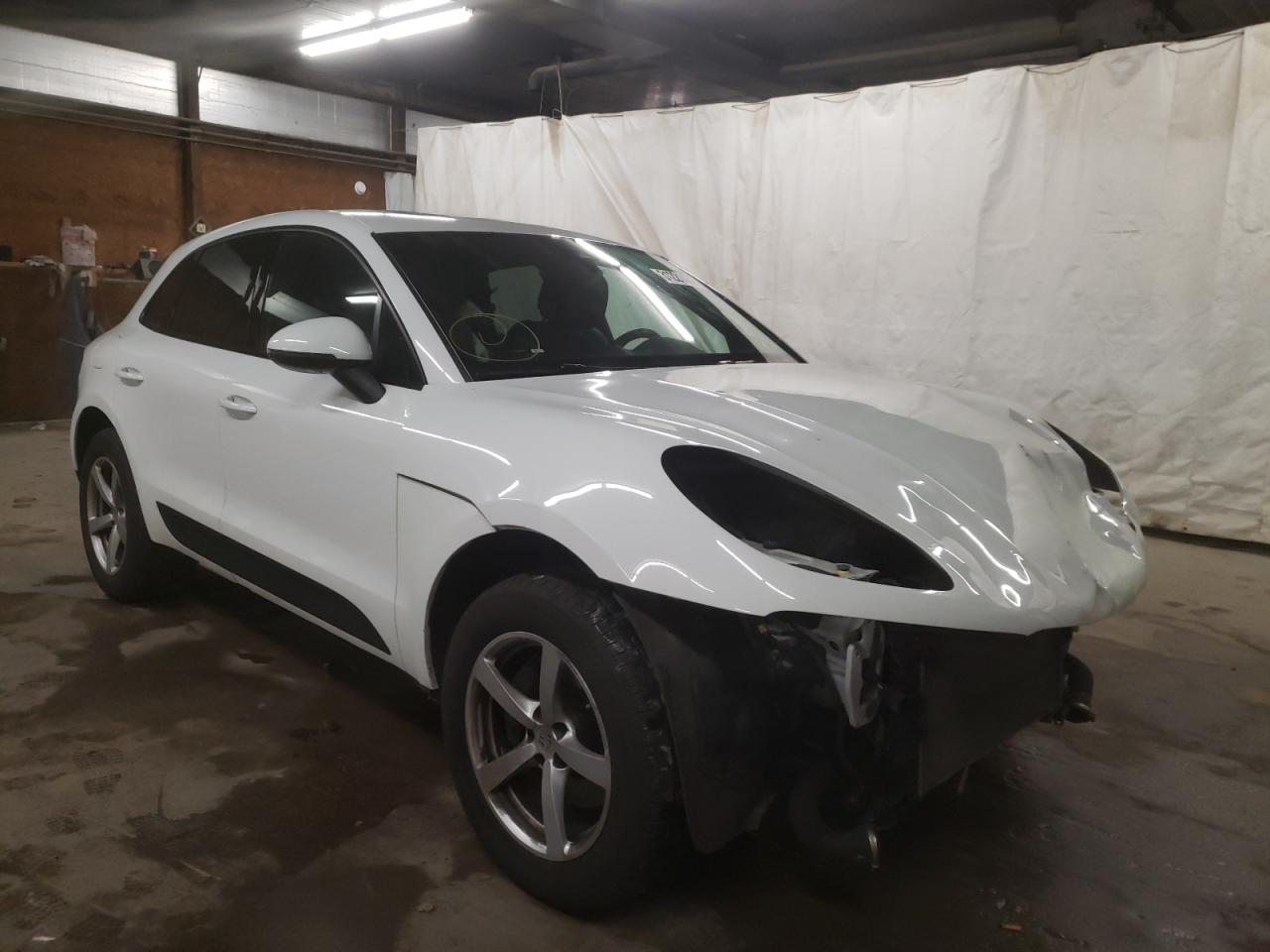 PORSCHE MACAN 2017 with VIN WP1AA2A56HLB04685 - Photo from auction