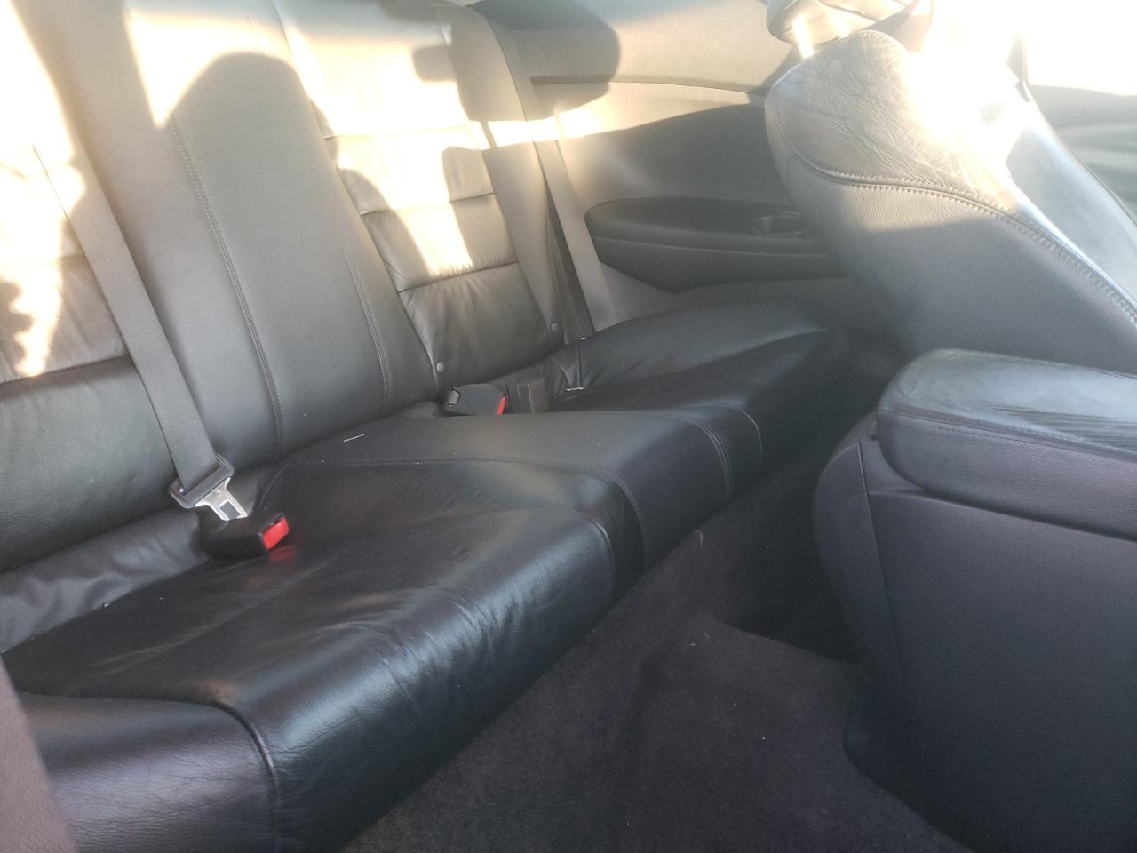 Photo 6 from auction – 2011 HONDA ACCORD EXL with VIN 1HGCS1B82BA012696