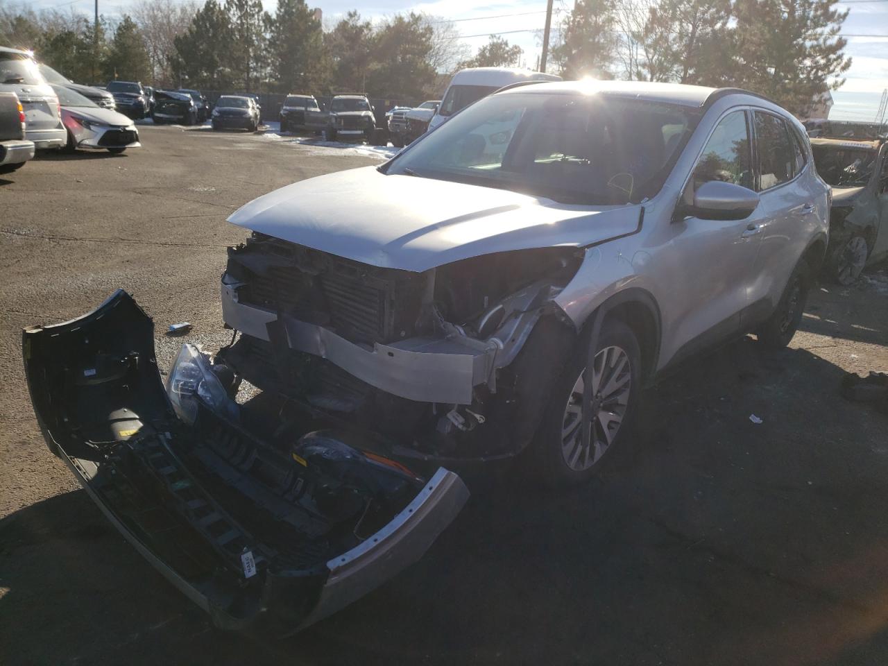Photo 2 from auction – 2020 FORD ESCAPE with VIN 1FMCU9J96LUB17724