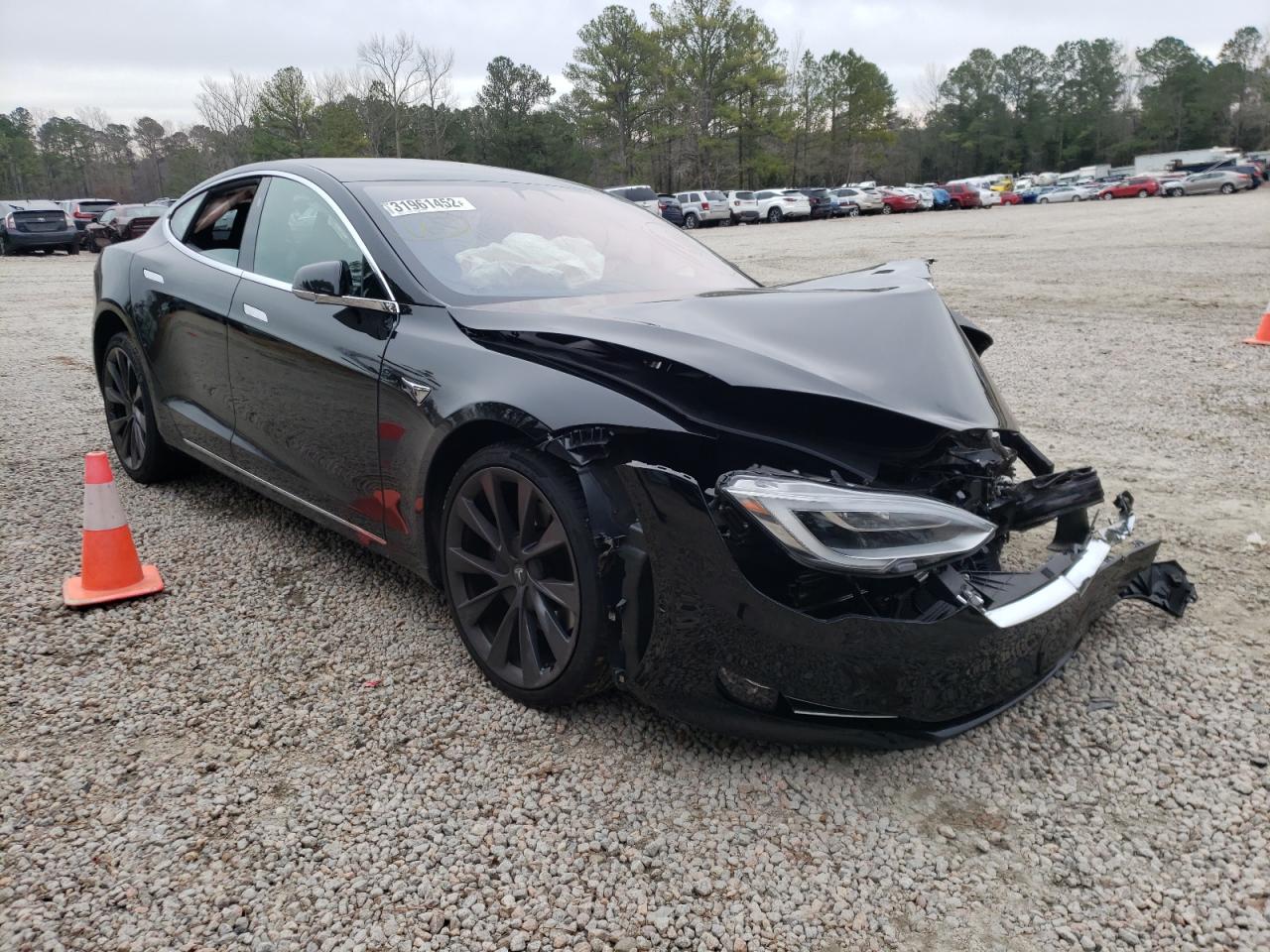 TESLA MODEL S 2018 with VIN 5YJSA1E24JF293233 - Photo from auction