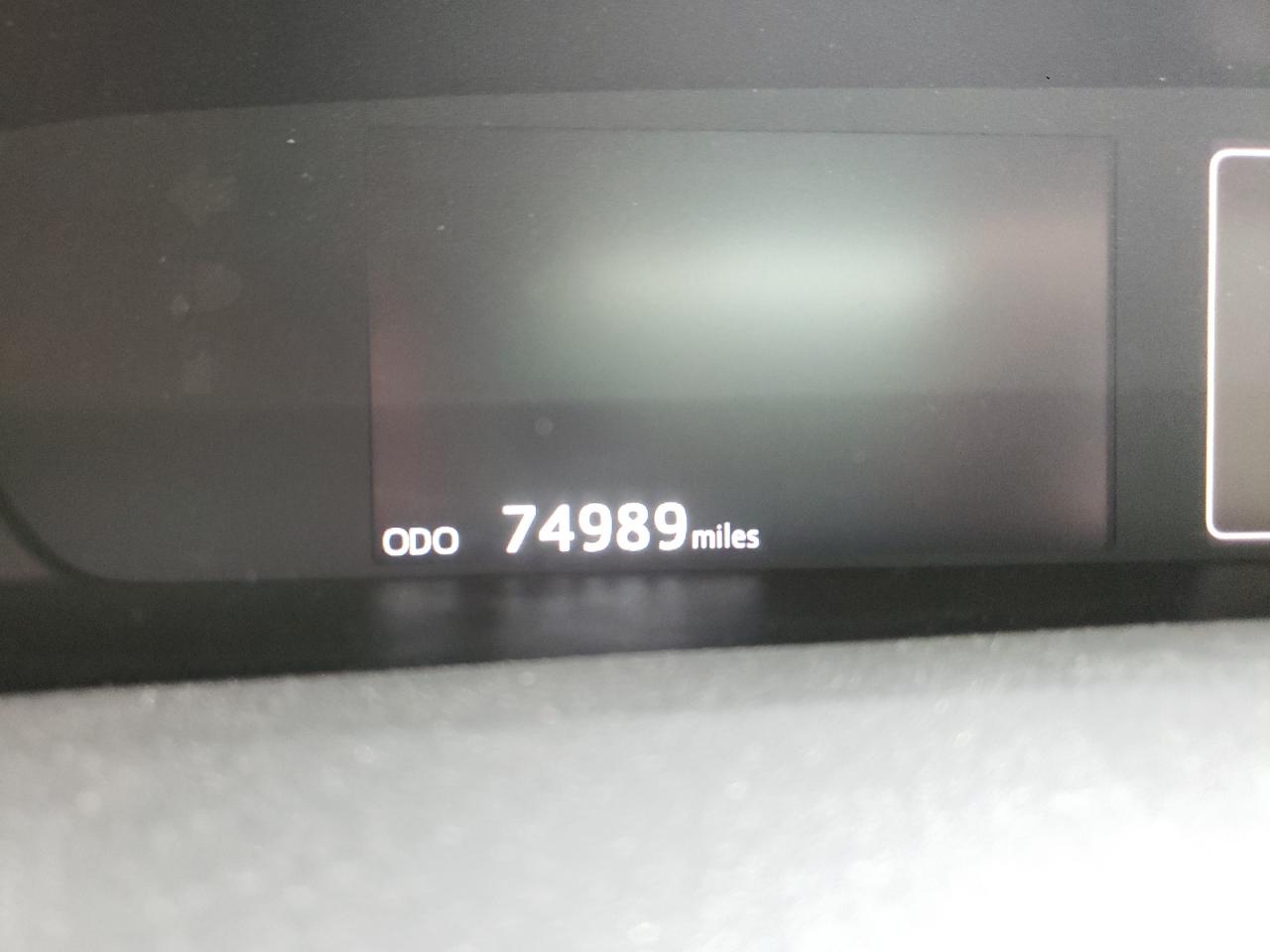 Photo 8 from auction – 2016 TOYOTA PRIUS with VIN JTDKARFU4G3005344