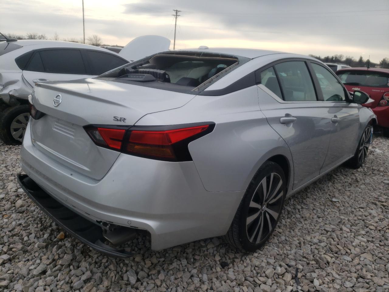 Photo 4 from auction – 2020 NISSAN ALTIMA SR with VIN 1N4BL4CV4LC237601