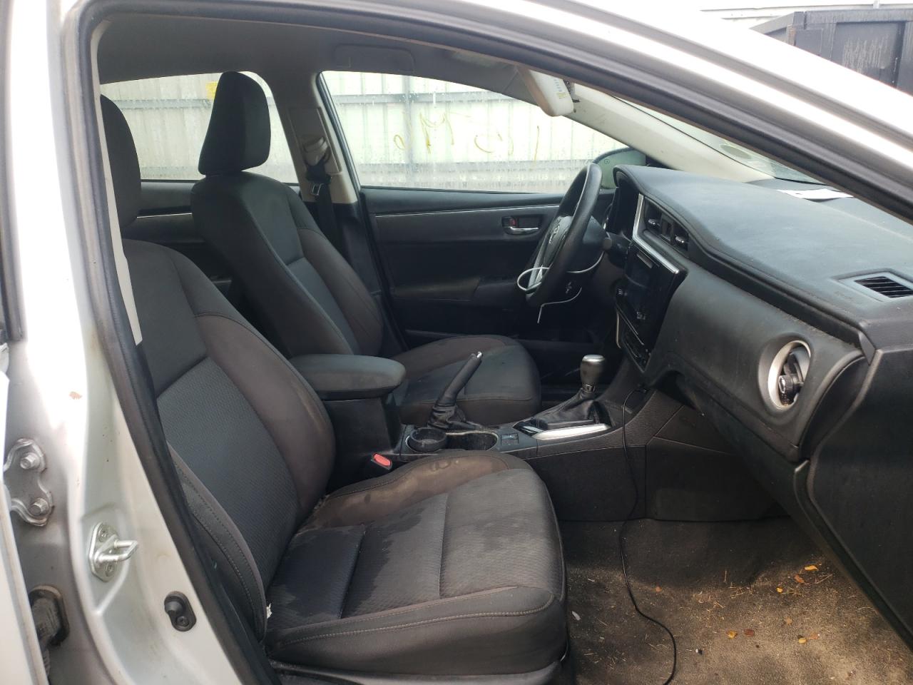 Photo 5 from auction – 2019 TOYOTA COROLLA L with VIN 5YFBURHE9KP927508
