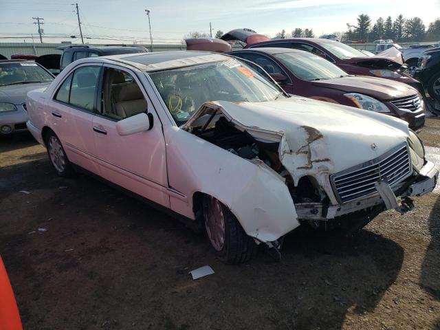 MERCEDES-BENZ E 320 1998 with VIN WDBJF65F9WA709238 - Photo from auction