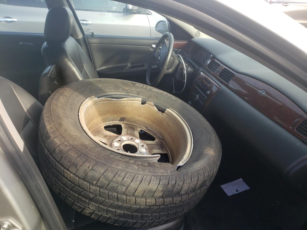 Photo 5 from auction – 2008 CHEVROLET IMPALA LT with VIN 2G1WC583381329345