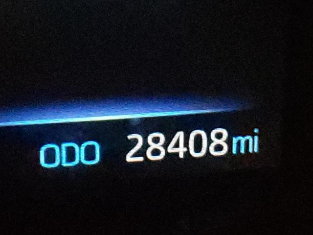 Photo 8 from auction – 2021 TOYOTA COROLLA LE with VIN 5YFEPMAE2MP148049