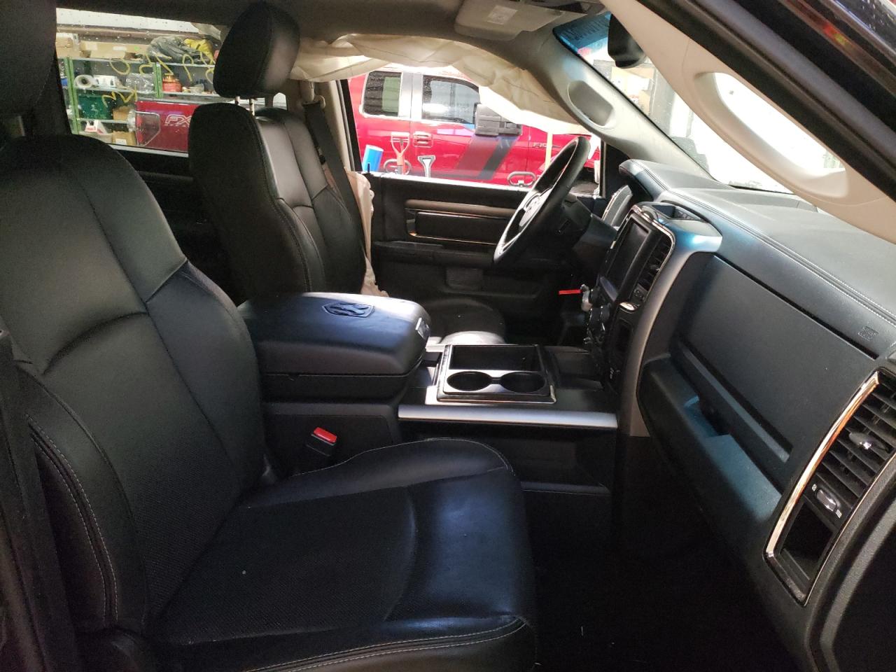 Photo 5 from auction – 2015 RAM 1500 SPORT with VIN 1C6RR7UT7FS574321