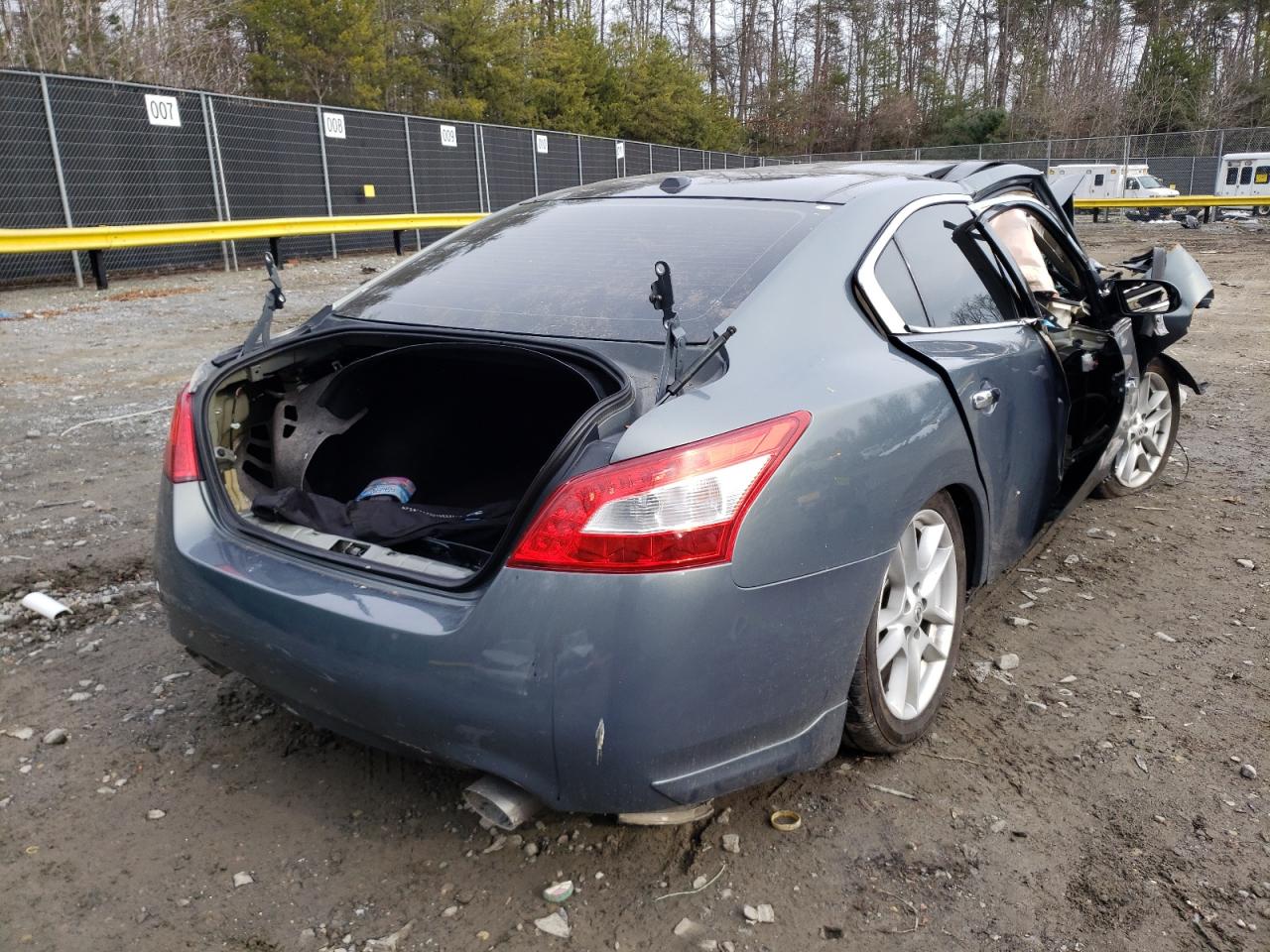 Photo 4 from auction – 2010 NISSAN MAXIMA S with VIN 1N4AA5AP3AC803143