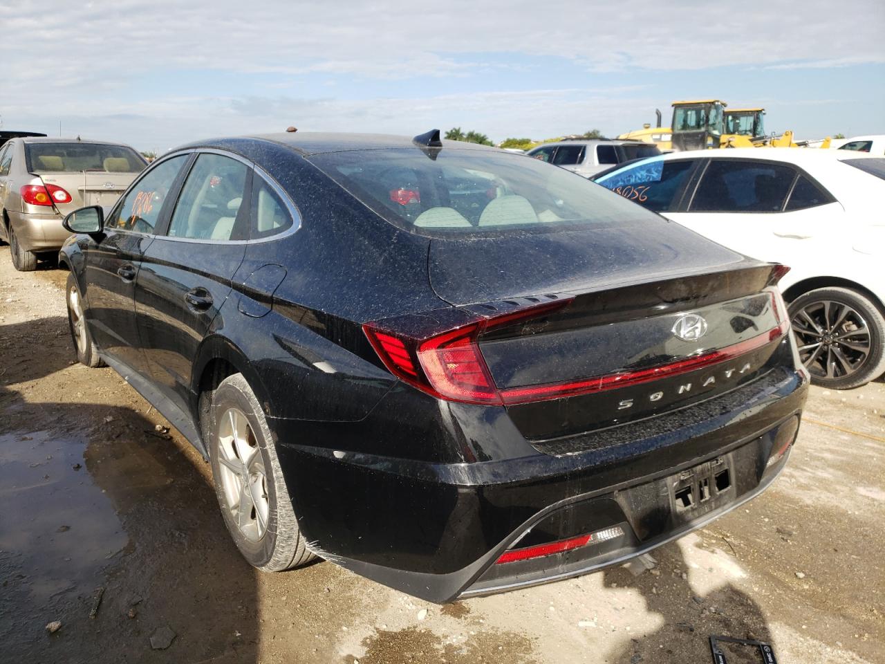 Photo 3 from auction – 2021 HYUNDAI SONATA SE with VIN 5NPEG4JA6MH103545