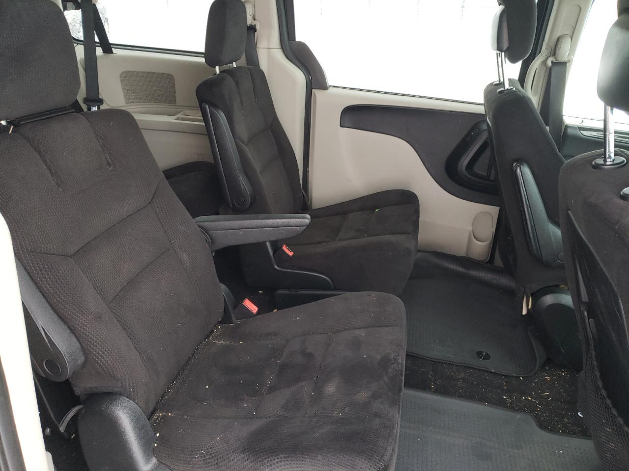 Photo 6 from auction – 2014 DODGE GRAND CARA with VIN 2C4RDGBG0ER288694