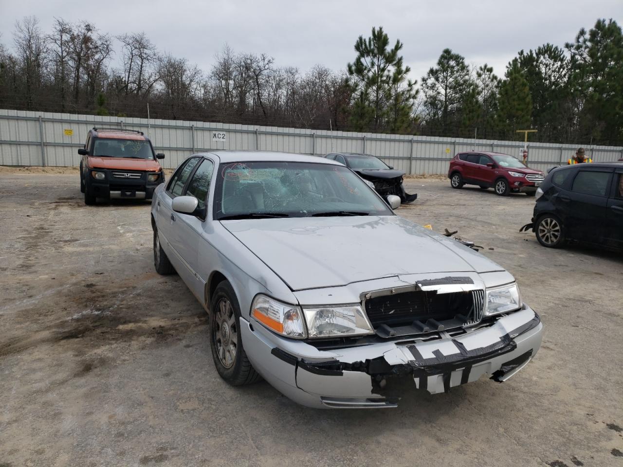 Photo 9 from auction – 2003 MERCURY GRAND MARQ with VIN 2MEFM75WX3X623652