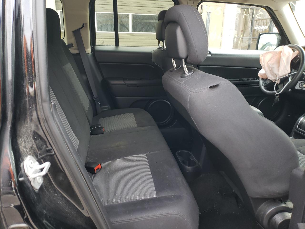 Photo 6 from auction – 2017 JEEP PATRIOT SP with VIN 1C4NJPBA7HD167171