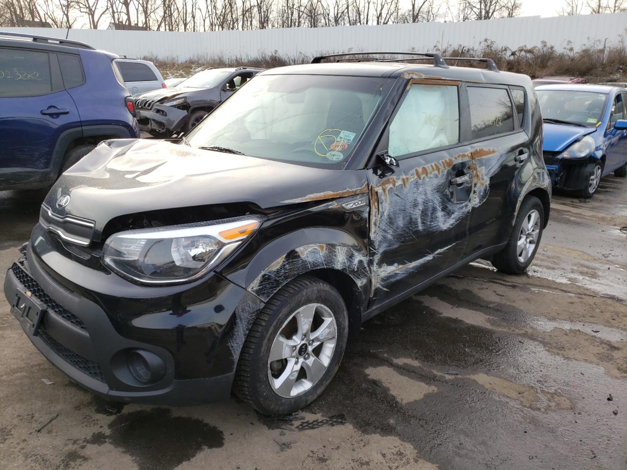 Photo 2 from auction – 2017 KIA SOUL with VIN KNDJN2A20H7469612