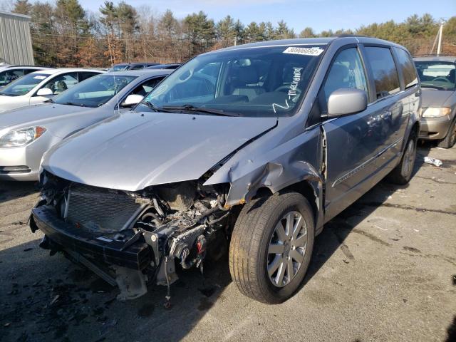 Photo 2 from auction – 2015 CHRYSLER TOWN & COU with VIN 2C4RC1BG0FR504870