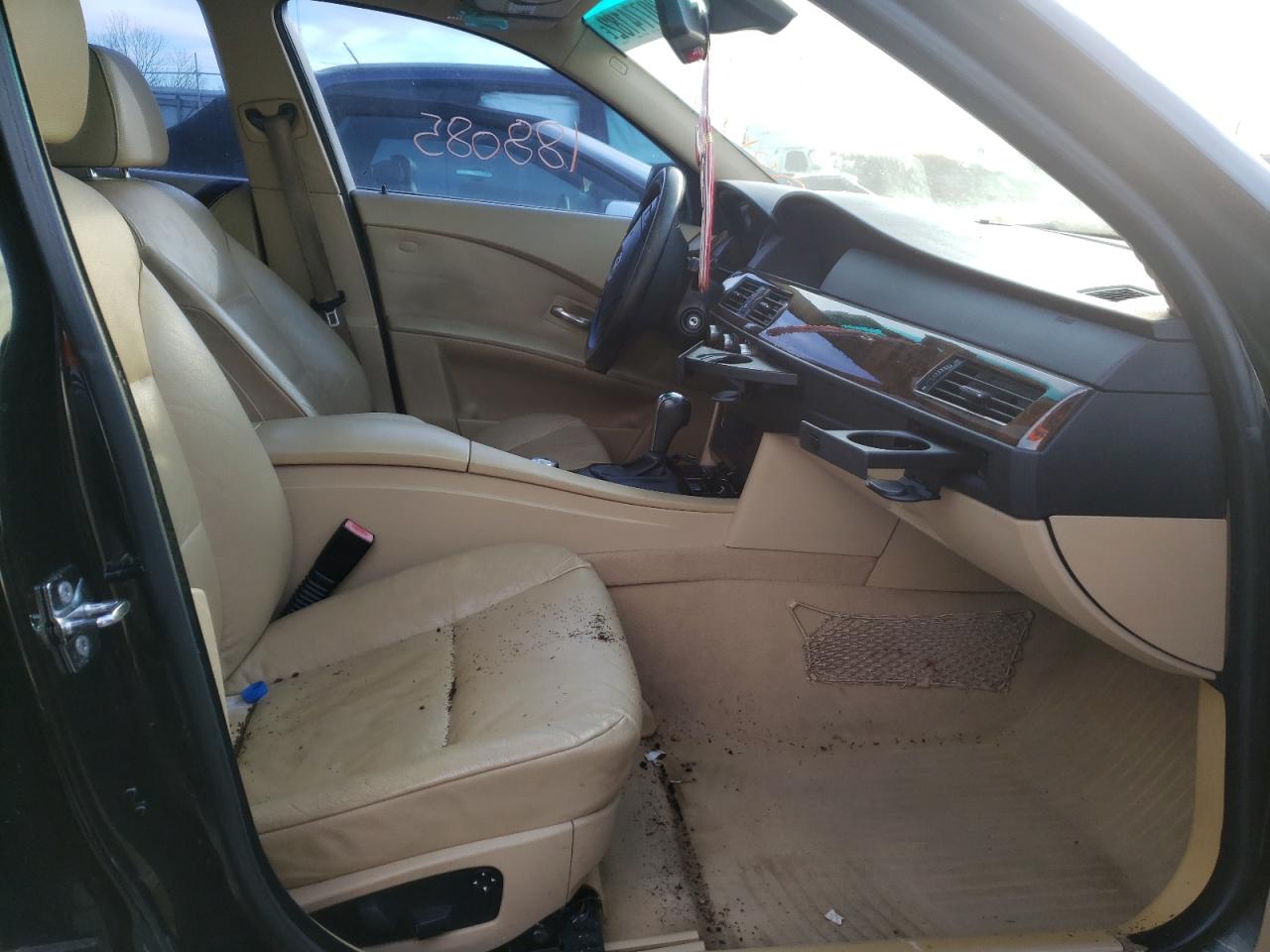 Photo 5 from auction – 2006 BMW 525 I with VIN WBANE53586CK83876
