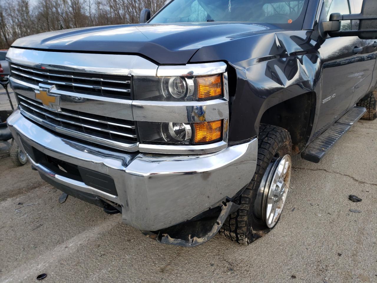 Photo 9 from auction – 2015 CHEVROLET SILVERADO with VIN 1GC1KUEGXFF142552