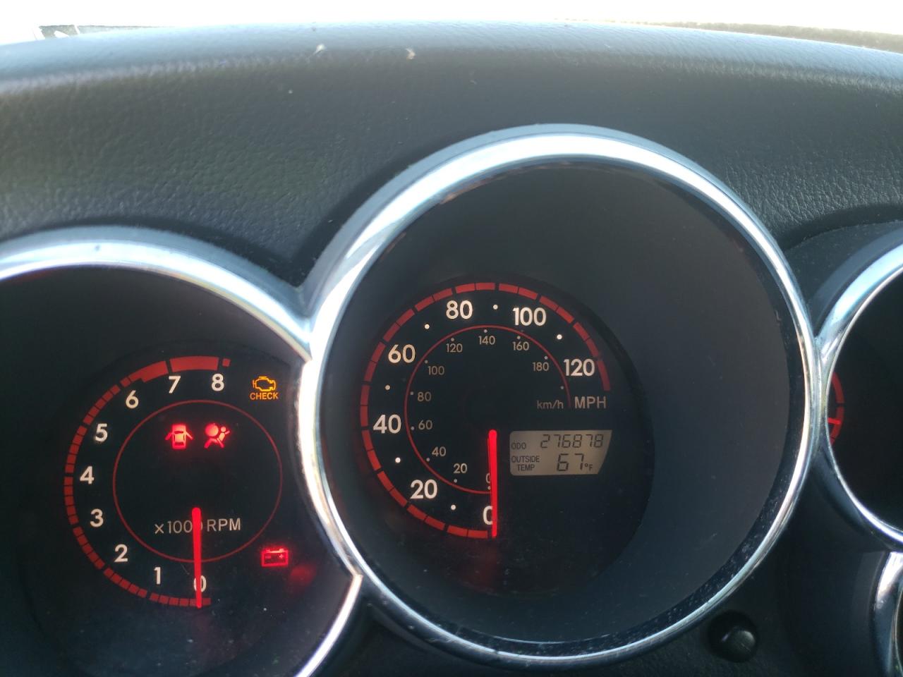 Photo 8 from auction – 2005 PONTIAC VIBE with VIN 5Y2SL63875Z406879