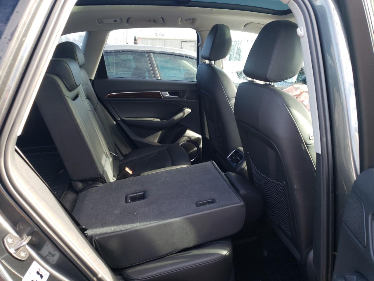 Photo 6 from auction – 2015 AUDI Q5 PREMIUM with VIN WA1LFAFP5FA045258