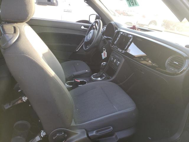 Photo 5 from auction – 2013 VOLKSWAGEN BEETLE with VIN 3VWFP7AT8DM630422
